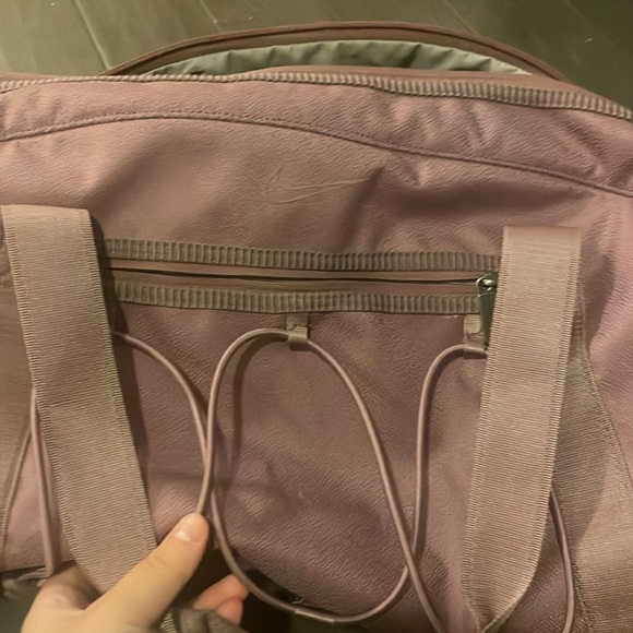 Nike Duffel Bag - Picture 2 of 6